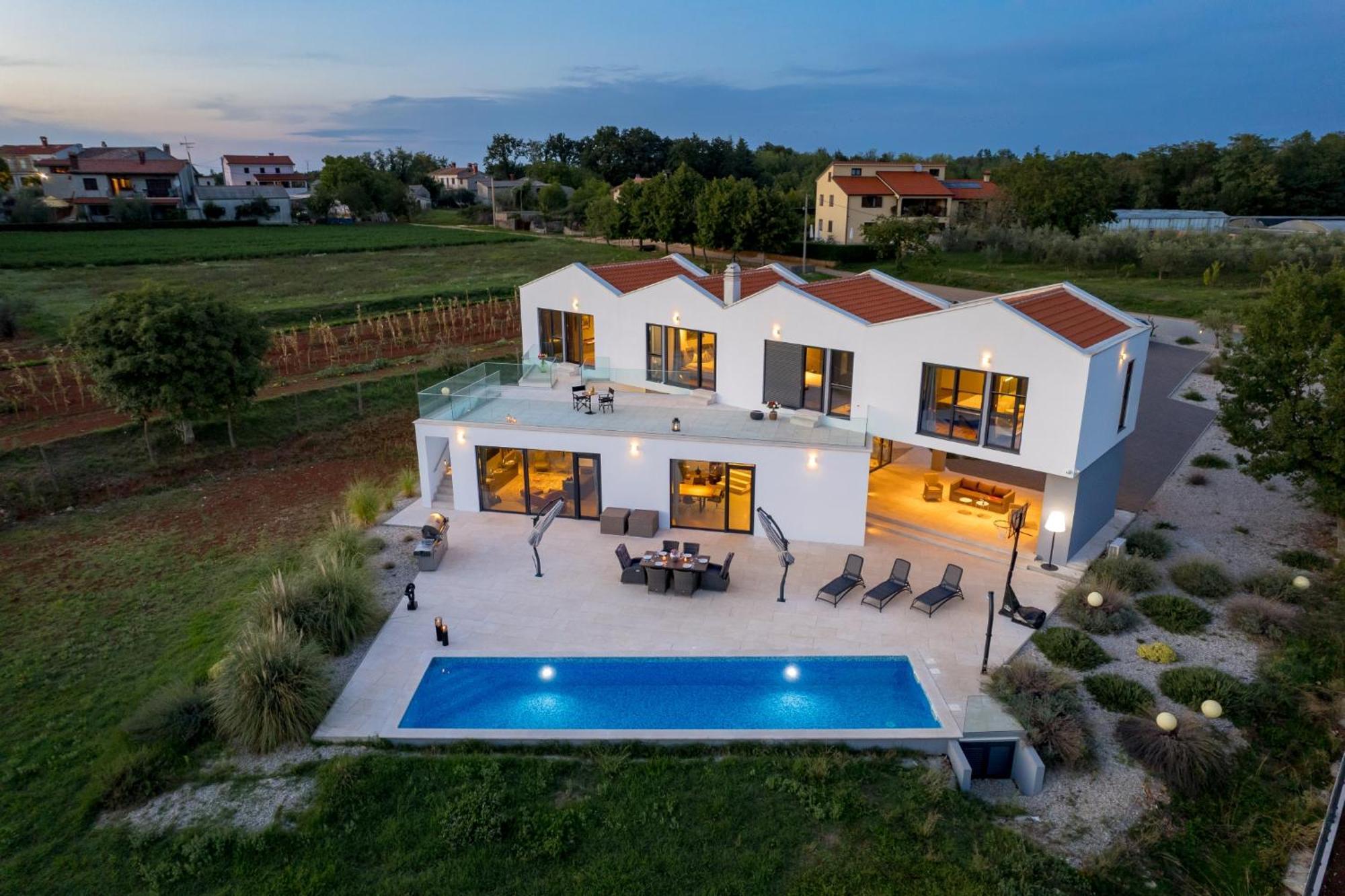 Corolan Vila Porec
